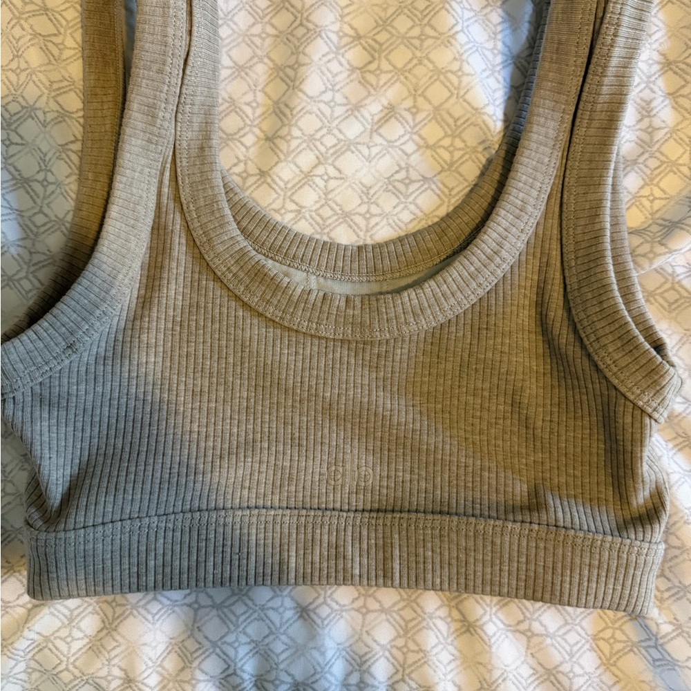 ALO Yoga Light Olive Scoop Sports Bra